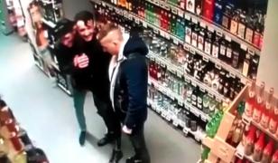 Tineri căutaţi de Poliţie, după o bătaie într-un magazin din Bucureşti