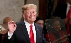 Donald Trump a semnat ordinul de urgenţă naţională pentru construirea zidului la graniţa cu Mexic (Video)