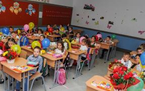 Copii în prima zi de şcoală