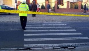 Alertă în Capitală, poliţia caută un șofer fugar. A lovit mortal un tânăr şi a fugit de la locul accidentului