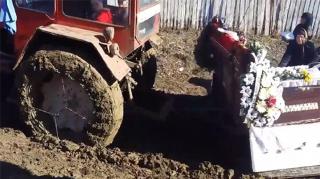 Noroaie de netrecut în drum spre cimitir