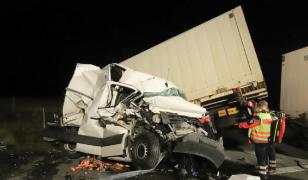 Românul are 37 de ani