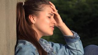 Fiica româncei din cauza căreia şi-a luat viaţa un italian a implorat-o să nu-l şantajeze: "Vino acasă, mamă, te rog n-o face"