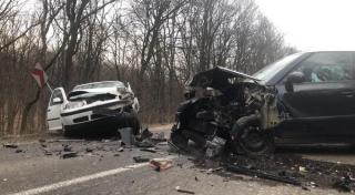 Accident la Zăiceşti, provocat de o tânără şoferiţă