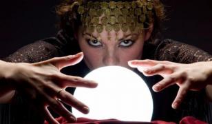 Pensionar din Curtea de Argeş, lăsat fără bani de o ghicitoare care i-a prezis viitorul