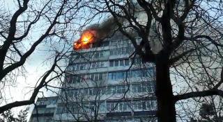 Suspiciuni în cazul fetei găsită carbonizată în casă, la Buzău. Se ia în calcul ipoteza ca cineva să fi dat foc apartamentului (Video)