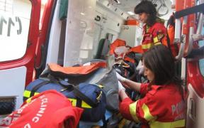 Un dulap a căzut peste o fetiţă, într-o şcoală din Dâmboviţa. Fetiţa era la programul after school