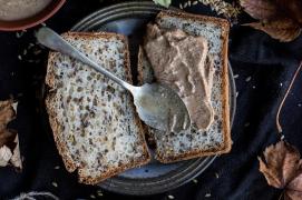 Unt de migdale - Beneficii şi modalitate de consum