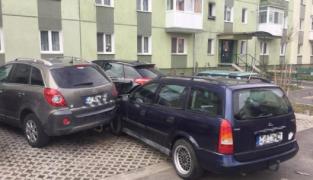 Şofer mort la Sibiu, după ce a făcut infarct la volan. Autoturismul s-a izbit de alte cinci maşini