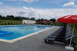 Primăria Lugoj, la un pas să angajeze la ştrandul oraşului, şef peste salvamari, o persoană care nu ştia să înoate