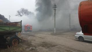 Incendiu izbucnit la un service auto din Brăila