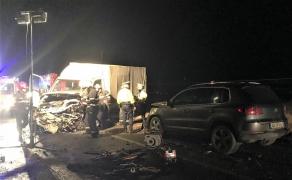 Doi morţi şi trei răniţi grav, după un impact între 3 maşini, pe DN14, lângă Dumbrăveni (Video)