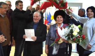 Doi bătrâni îndrăgostiţi, din Galaţi, au făcut nuntă la 80 de ani