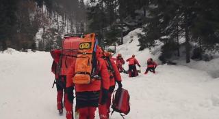 Salvamontiști simulează o misune de salvare