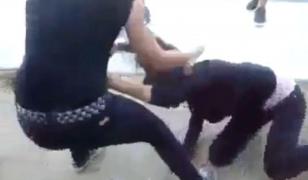 O elevă de liceu din Tulcea a vrut să intre cu maşina într-un grup de colege