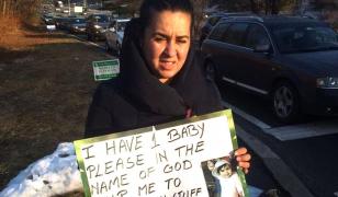 O cerşetoare româncă i-a uimit pe poliţiştii din New Jersey