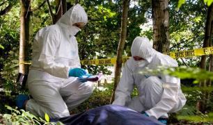 Fost poliţist şi jandarm, dat afară pentru că era prea agresiv, îşi omoară fratele, la Arad