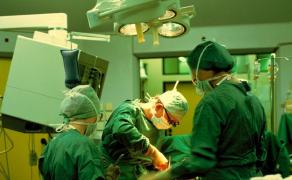 Inima unei tinere din Bucureşti, victima unui accident, bate în pieptul unui bărbat din Târgu Mureș