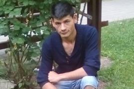 Tânărul din Vaslui care a abuzat o fetiță în scara blocului nu mai rezistă în arest. A cerut magistraților să fie lăsat acasă