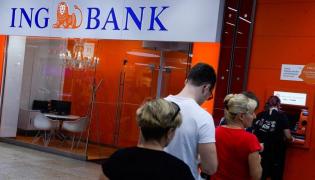 Schimbări importante la ING, începând de luni. Vor fi impuse limite pentru depunerile și retragerile de numerar
