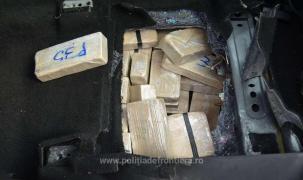 Captură record de heroină, la Sighetu Marmaţiei. Doi olandezi au adus în ţară zeci de kilograme de droguri de mare risc (Video)