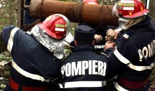 Un copil de doi ani a căzut într-o fântână adâncă de opt metri în Livezile, Alba