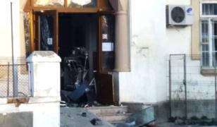 Un bancomat din Viziru, Brăila, a fost aruncat în aer cu o butelie