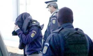Poliţist din Bistriţa recunoaşte după 3 ani că alerta hoţii de lemne despre controalele Poliţiei, cere înţelegere