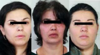 Trei românce au furat 300.000 de euro de la o bătrână pe care o îngrijeau, în Italia