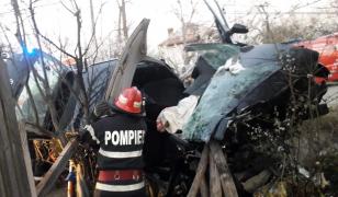 Accident cu doi morţi la Tetoiu, în Vâlcea