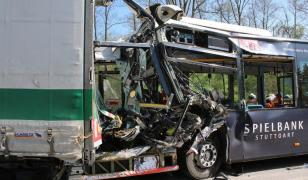 Şoferul avea 32 de ani