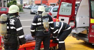 Un pompier a încercat să se spânzure, în Maramureş. Militarul a fost salvat în ultimul moment de colegi