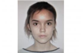 Elevă dispărută fără urmă, de 5 zile, familia e disperată. Fata era în drum spre şcoală