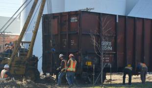 Tren deraiat în Caraş-Severin, circulaţia feroviară oprită între Moniom şi Reşiţa Nord