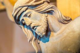 Statuie a lui Iisus pe Cruce