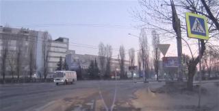 O Kia Optima spulbera un autobuz, in Rusia