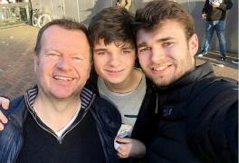 Bărbaţii au confundat finalul meciului cu finalul primei reprize şi au plecat în minutul 40