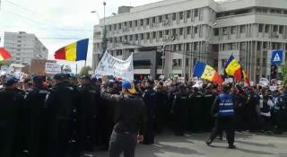 Miting PSD de amploare, la Galaţi. Liviu Dragnea, alături de candidatii la alegerile europarlamentare