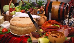 Produsele tradiţionale, montane şi ecologice vor avea un TVA redus la 5%