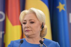 Viorica Dăncilă la o conferință de presă
