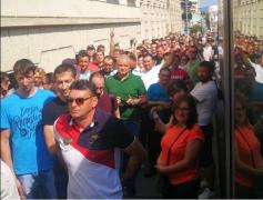 Coadă uriaşă pentru votul românilor din Viena