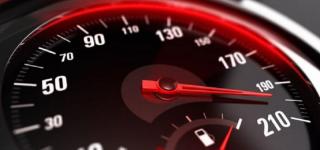 204 km/h pe o șosea din țară, record absolut în zonă. Polițiștii l-au oprit din decolare pe un motociclist (Video)