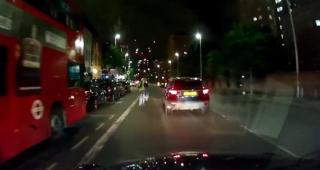 Biciclistul a suferit leziuni la coaste