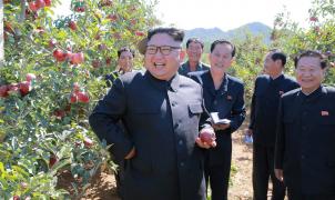 Kim Jong Un vizitează o livadă de meri din Coreea de Nord