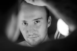 Rutina zilnică de îngrijire pentru bărbaţi