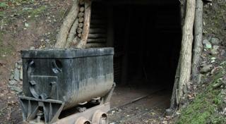 Premiera în istoria romaneasca de dupa 1989: Ministerul Economiei anunţă deschiderea unui perimetru minier pentru minereuri rare