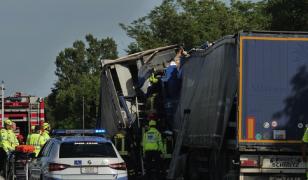 Şofer român de TIR, accident în Italia