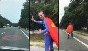 Superman a fost tras pe dreapta de poliţişti, în Iaşi