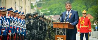 Gabriel Oprea vrea lege specială pentru protejarea copiilor