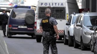 Angajații unei companii de curierat, bănuiți de abuz în serviciu și fals intelectual